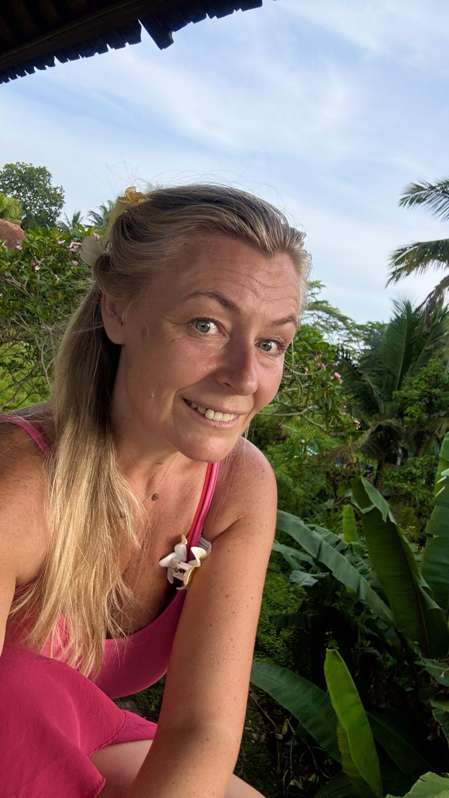 Noore kuu naistehommik BALI PUUDUTUS